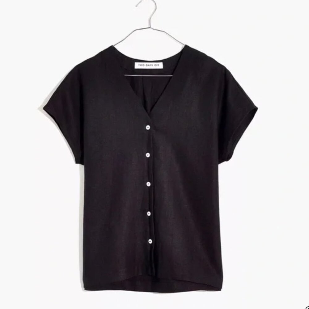 Two Days Off "Kaneko" Black Linen Top